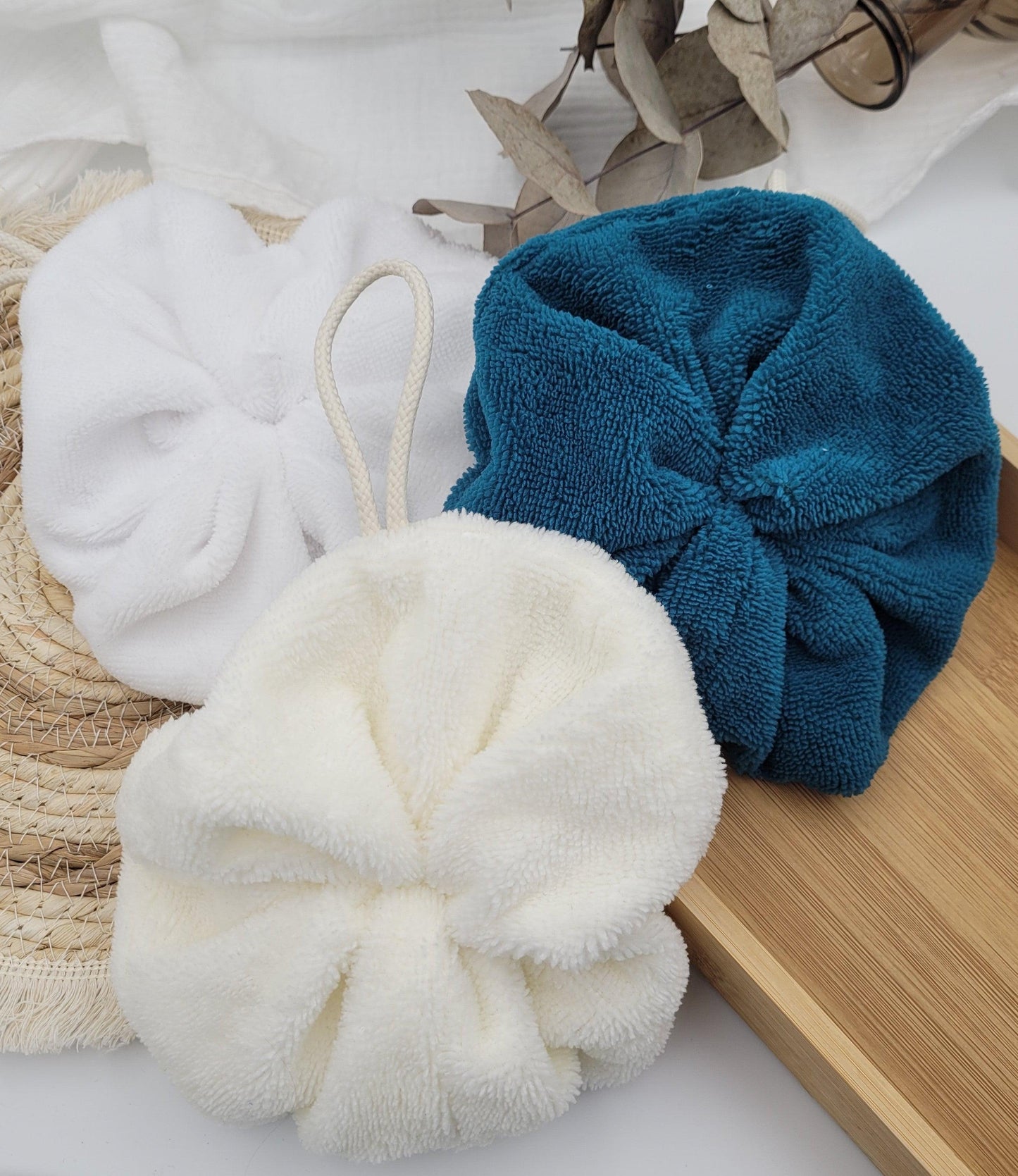 Fleur de douche - blanc - CréaEmeline - accessoire - fait-main