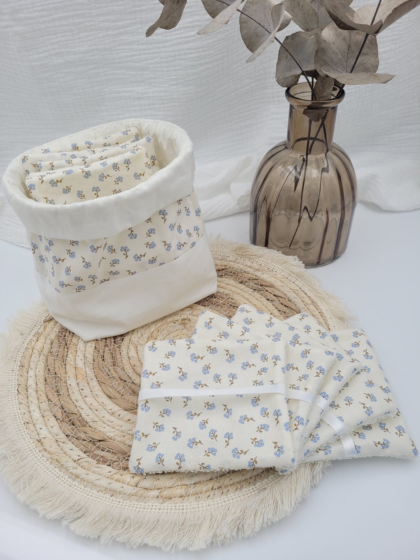 Washable wipes and basket - Anemone