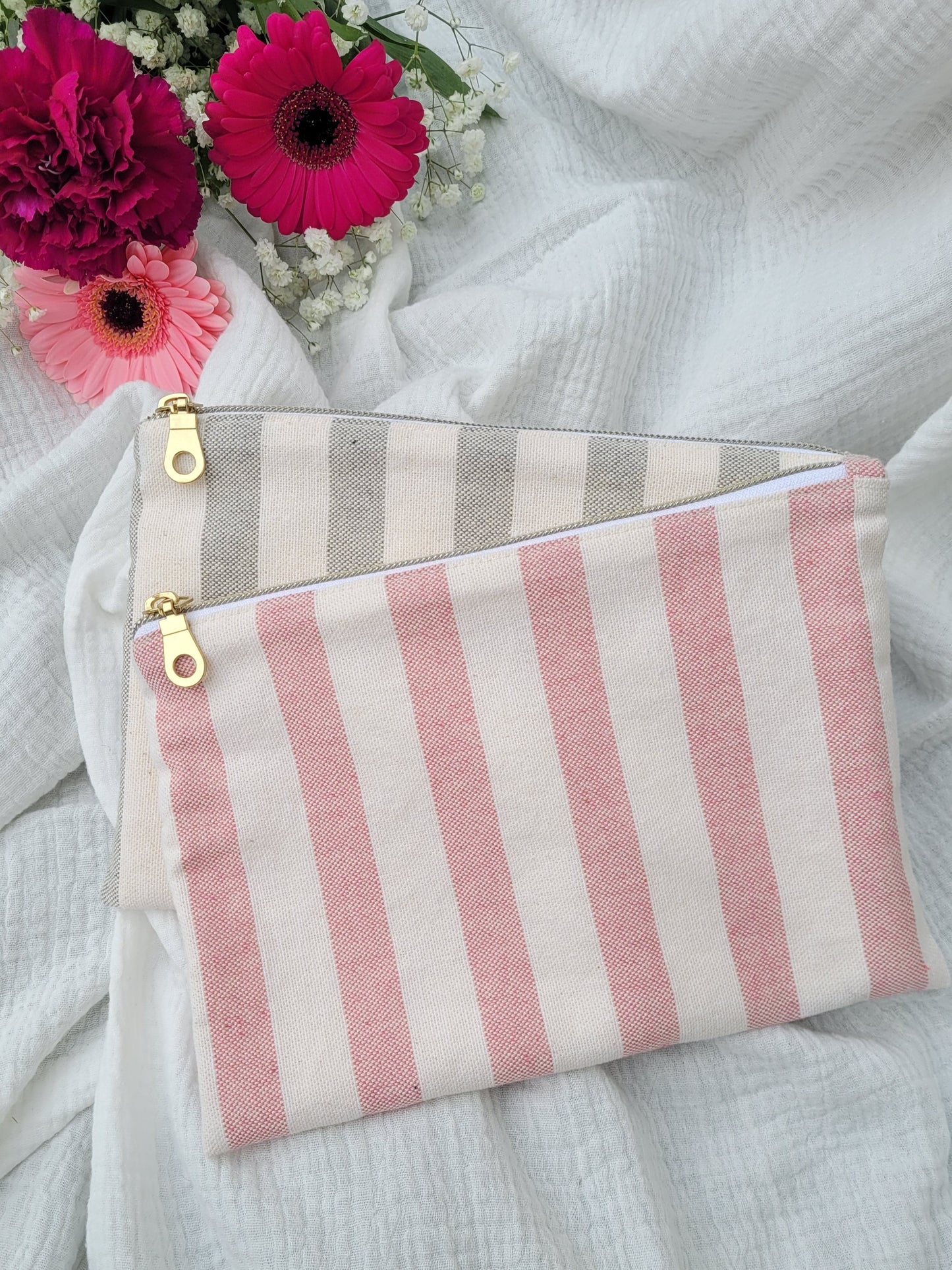 Flat quilted pouch - custom-made