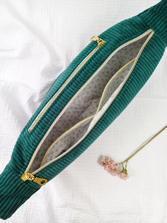 Sac demi-lune - Velours côtelé vert sapin - CréaEmeline - accessoire - fait-main