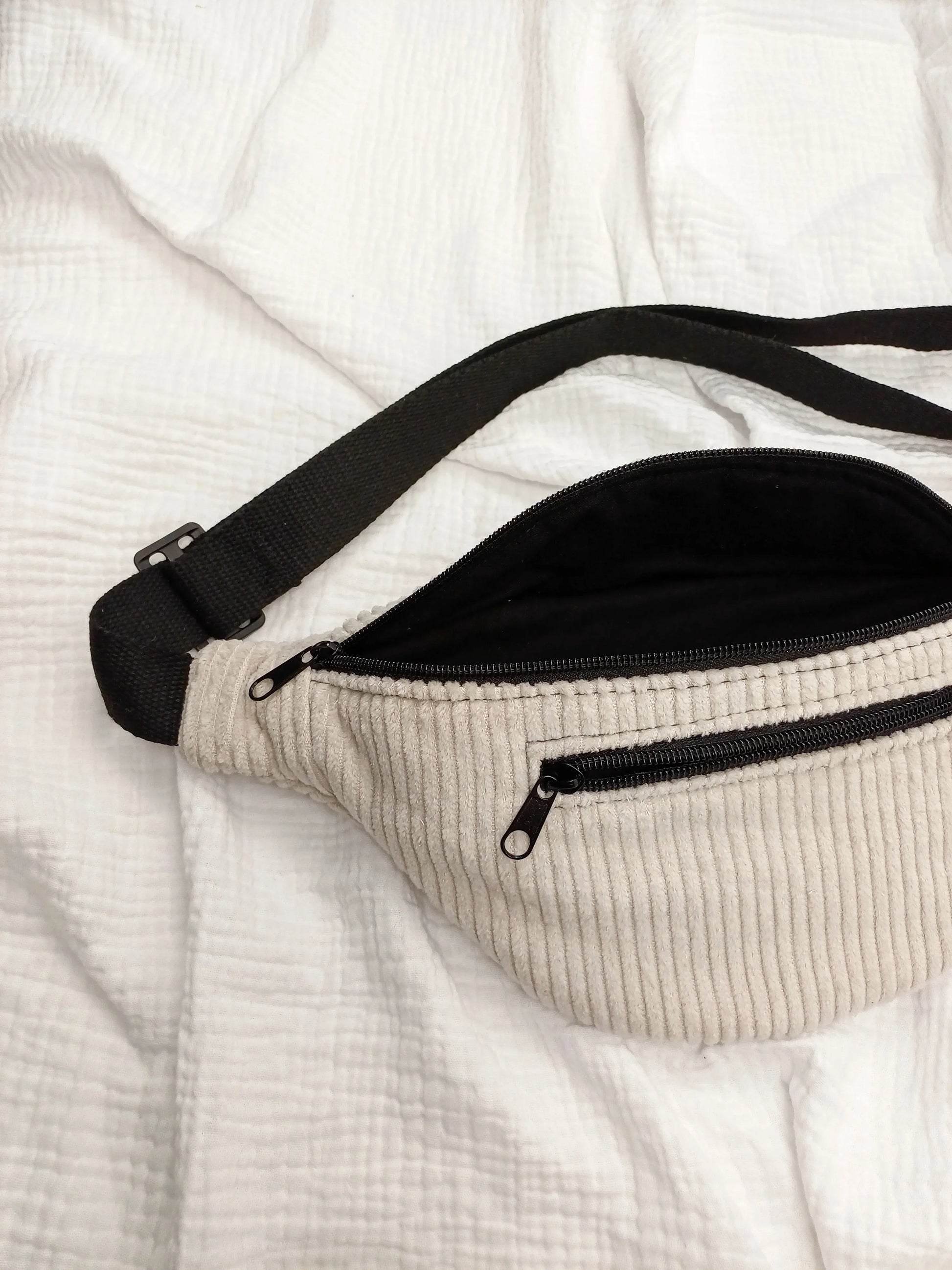 Sac banane - Velours côtelé beige - CréaEmeline - accessoire - fait-main
