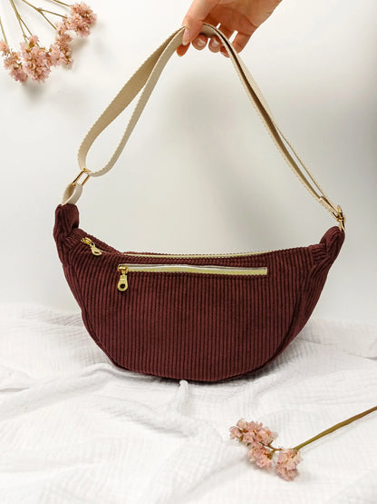 Sac demi-lune - Velours côtelé prune - CréaEmeline - accessoire - fait-main