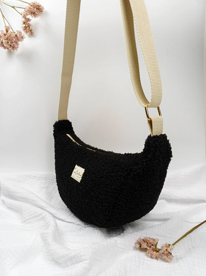 Sac demi-lune - Bouclette noir - CréaEmeline - accessoire - fait-main