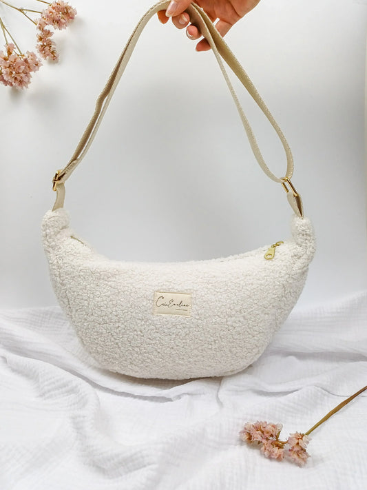 Sac demi-lune - Bouclette écru - CréaEmeline - accessoire - fait-main