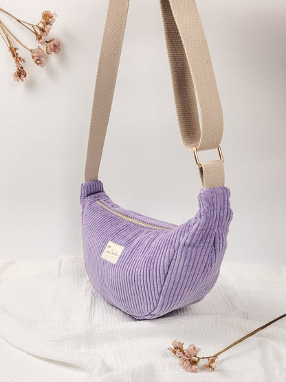 Halbmondtasche - Fliederfarbener Cord